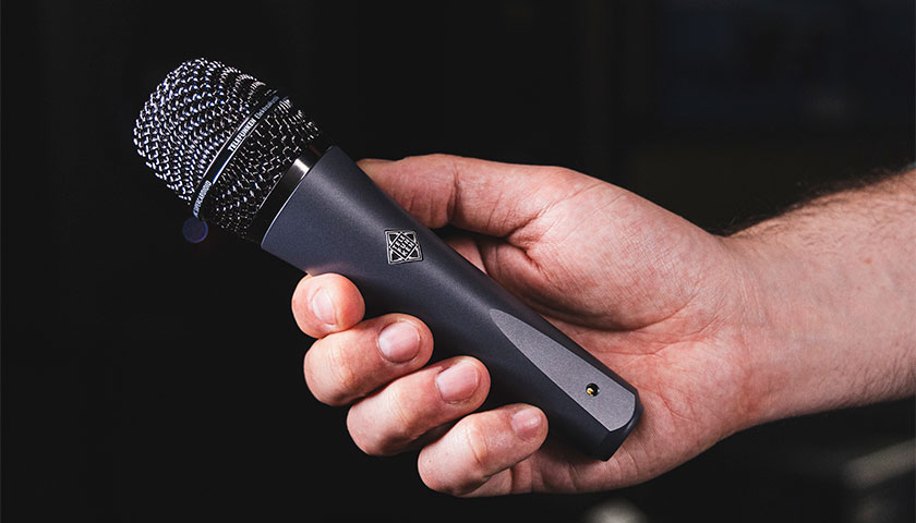 Telefunken M81 микрофон
