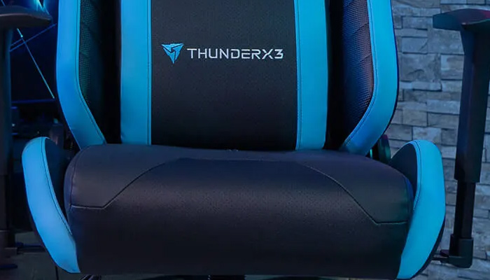 Дышащая поверхность кресла AIR Tech