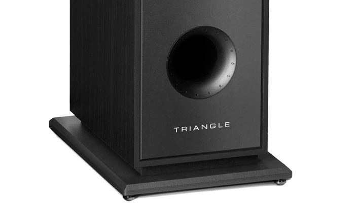 Фазоинвертор на передней панели