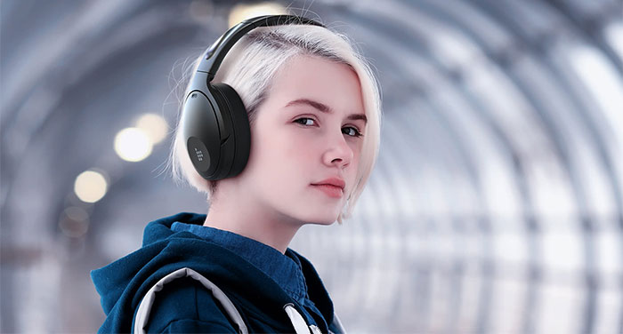 Четкое общение благодаря пяти микрофонам