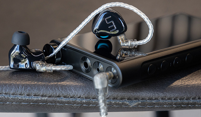 Впечатляющий бас. Чистый вокал