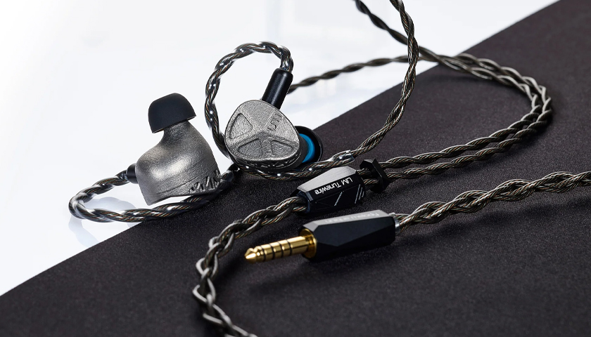 Unique Melody Stardust Titanium