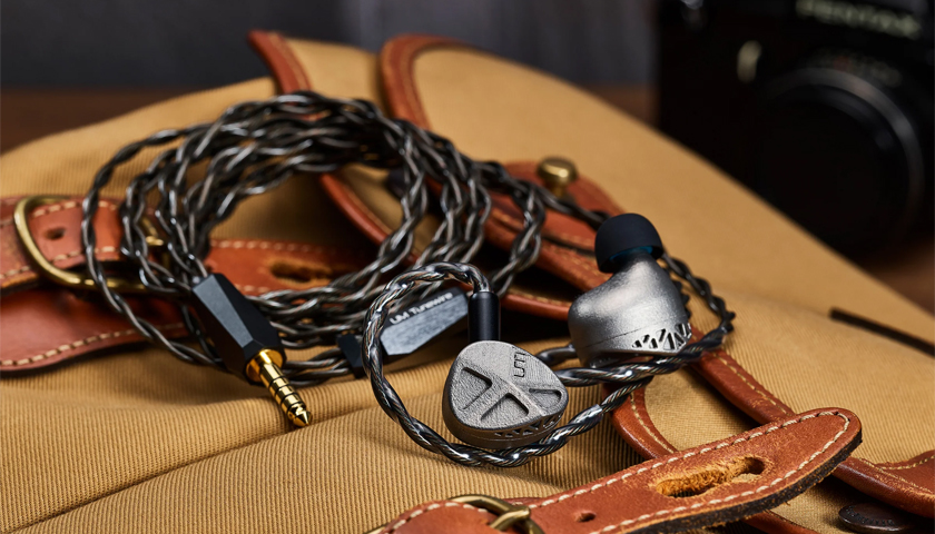 Unique Melody Stardust Titanium