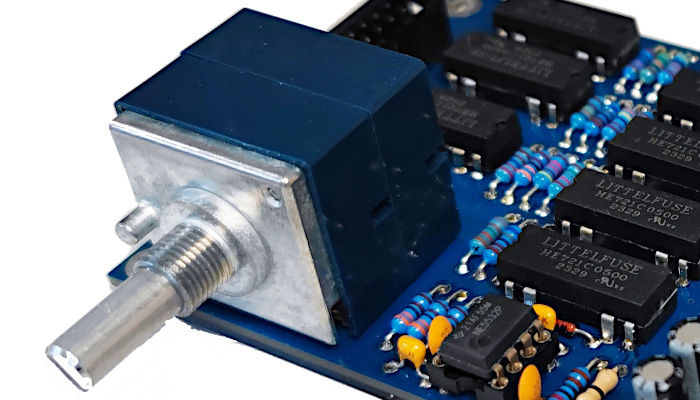 Регулировка уровня баланса каналов