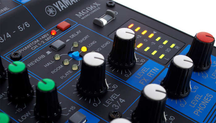 Yamaha analog mixer