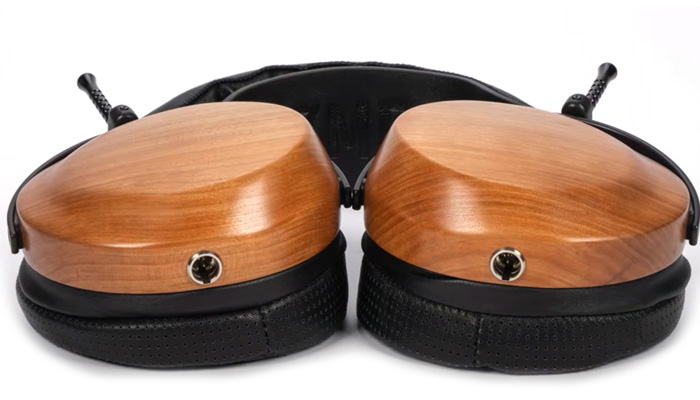 Уникальная широкая сцена