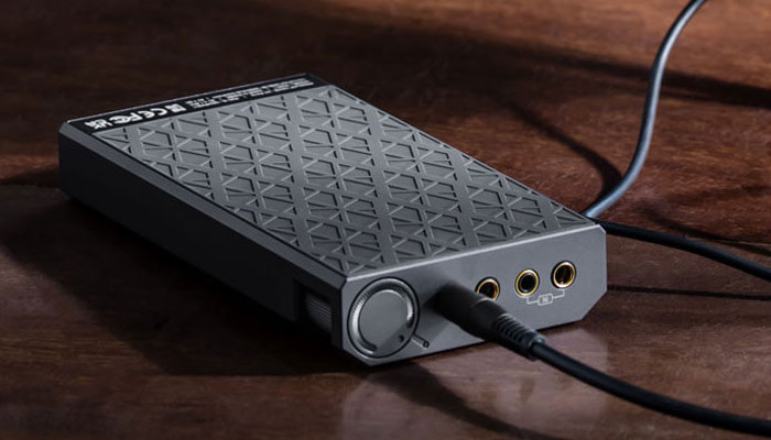 Функция Crossfeed Функция Crossfeed