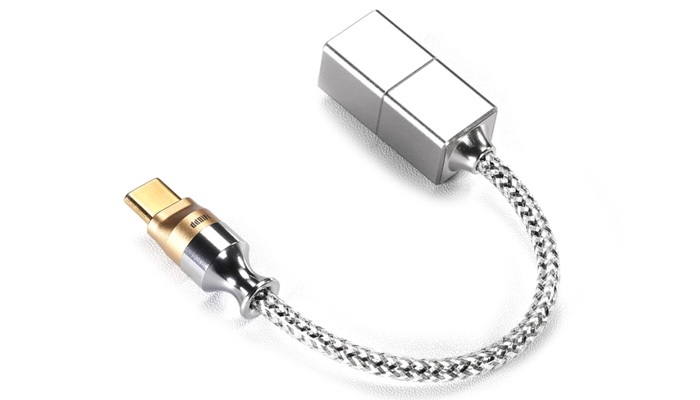 Цифро-аналоговый преобразователь Cirrus Logic