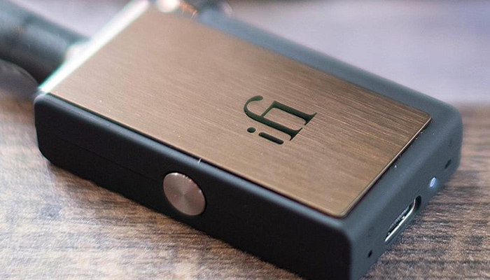 iFi audio GO blu