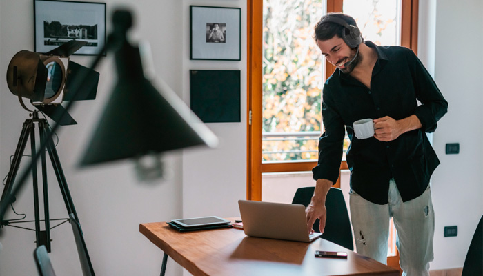 фирменный звук