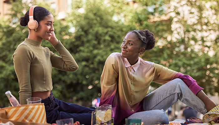 Технология адаптивного шумоподавления совместно со Smart Ambient