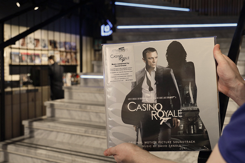 007 casino royale-you know my name