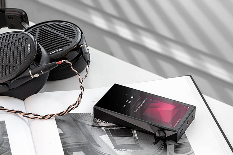 Astell&Kern SP3000M A&ultima Gray — компактная версия флагмана