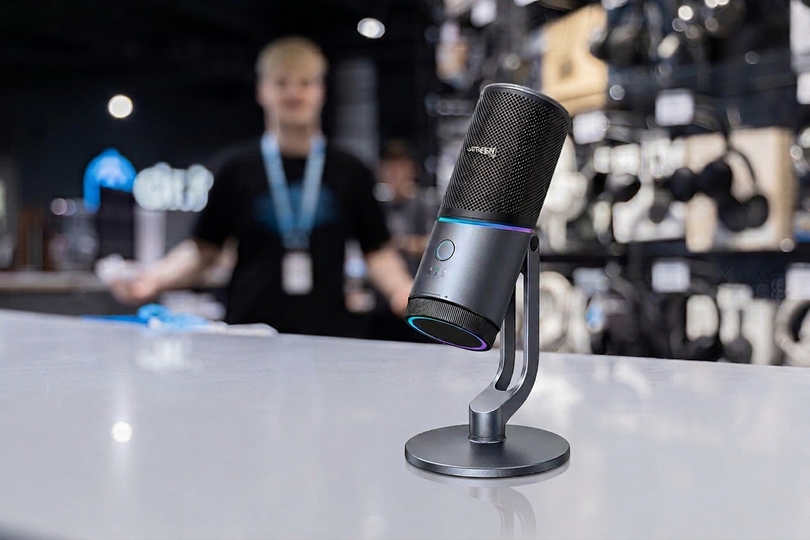 UGREEN CM769 Grey — компактное решение для базовых задач