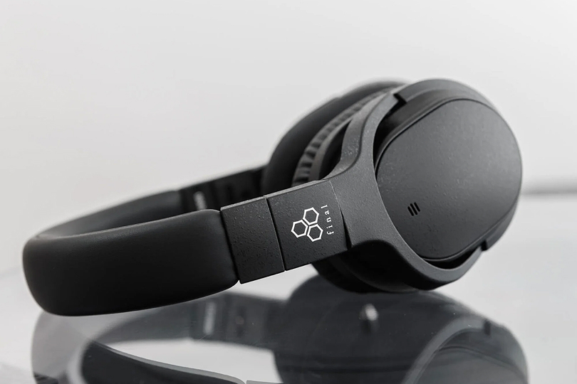 Final Audio UX3000 SV Black — доступная и универсальная Bluetooth-модель