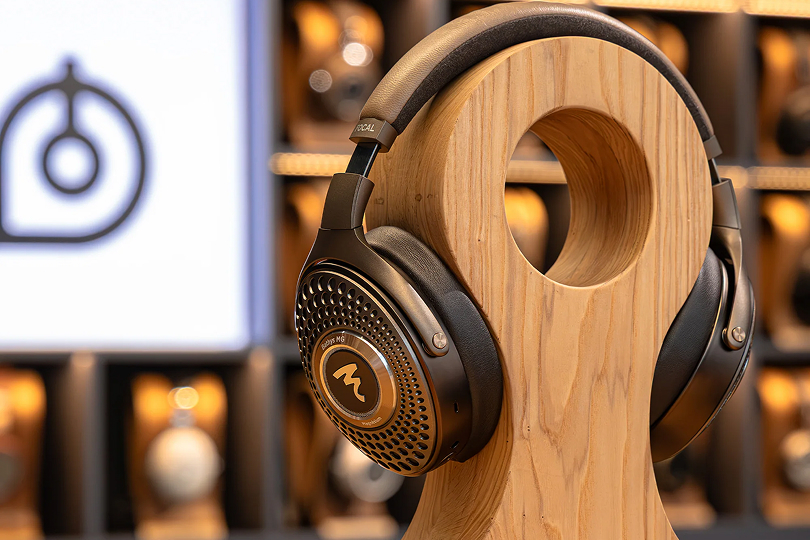 Focal Bathys MG Chestnut — один из самых близких к High-End беспроводных форматов