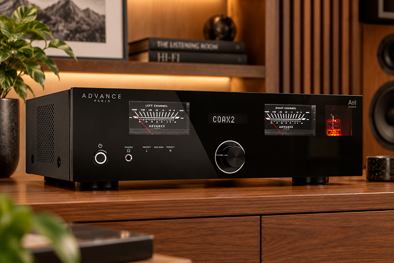 Advance Paris Apex A8