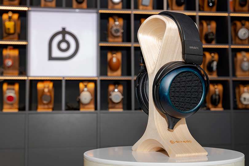 Fostex TH1100