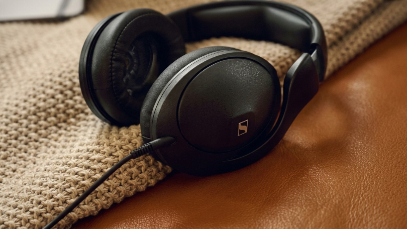 Sennheiser HD 620S Black: закрытая модель на основе 500-й и 600-й серий