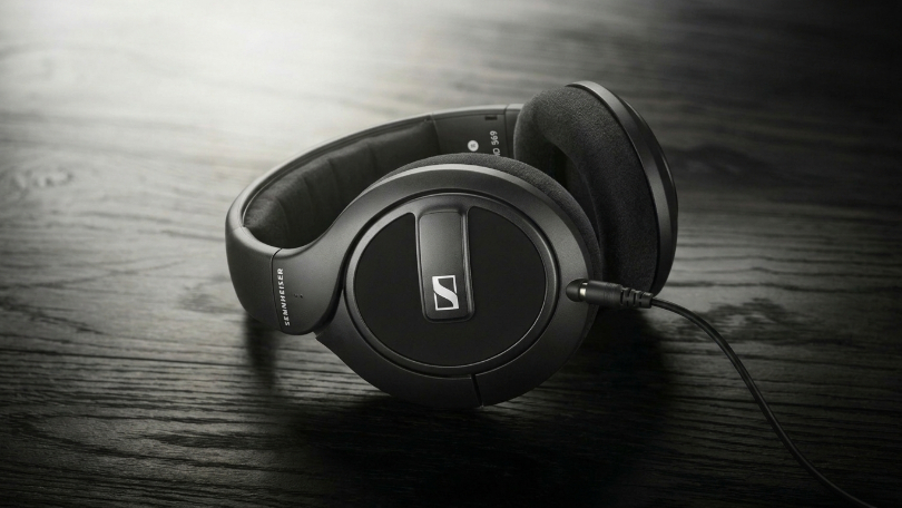 Sennheiser HD 569: закрытая модель с двумя кабелями для разных ситуаций