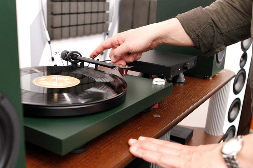 Pro-Ject Metallica Pick It S2 C