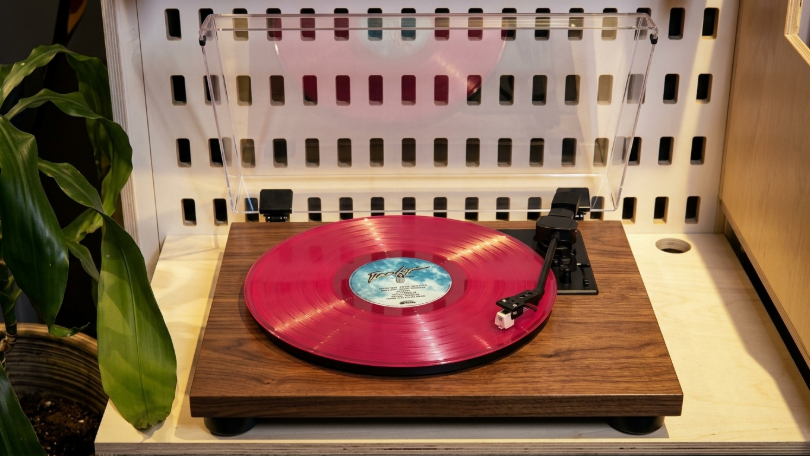 TEAC TN-180BT-A3