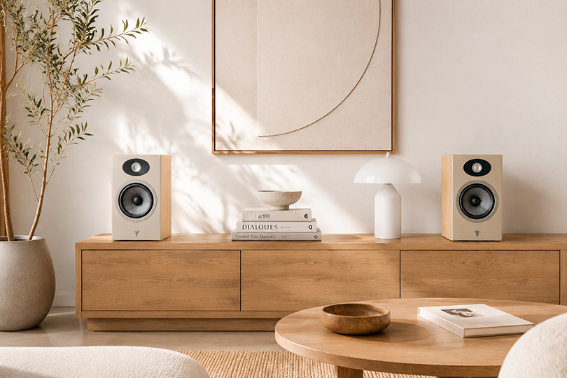 Focal Theva N1 Light Wood — инвертированный купол и диффузор Slatefiber от французского бренда