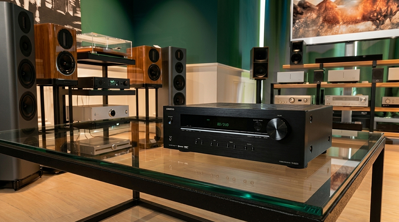 Onkyo TX-8220 Black