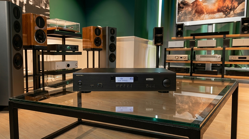 Rotel A11 Tribute Black
