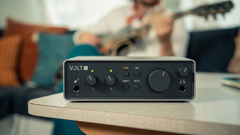 Universal Audio Volt 1 Gen 2: микрофон и инструмент в компактном корпусе