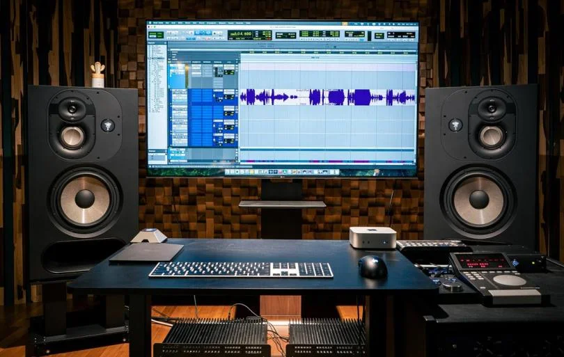 Focal Bundle Utopia Main 112: бериллий, токовый усилитель и 80 кг на канал 