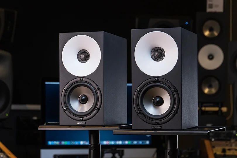 Обзор Amphion One12: лучшие компактные студийные мониторы 2022