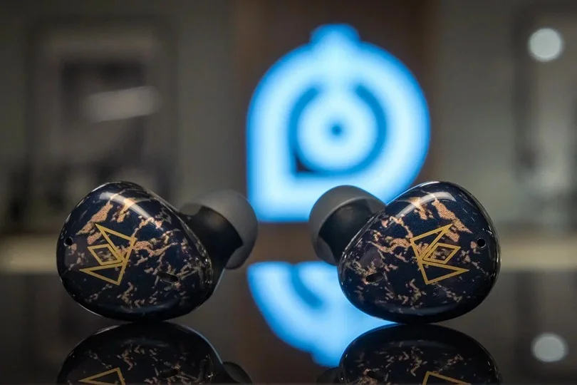 Dr.Head Awards: лучшие наушники для смартфона 2025-2026