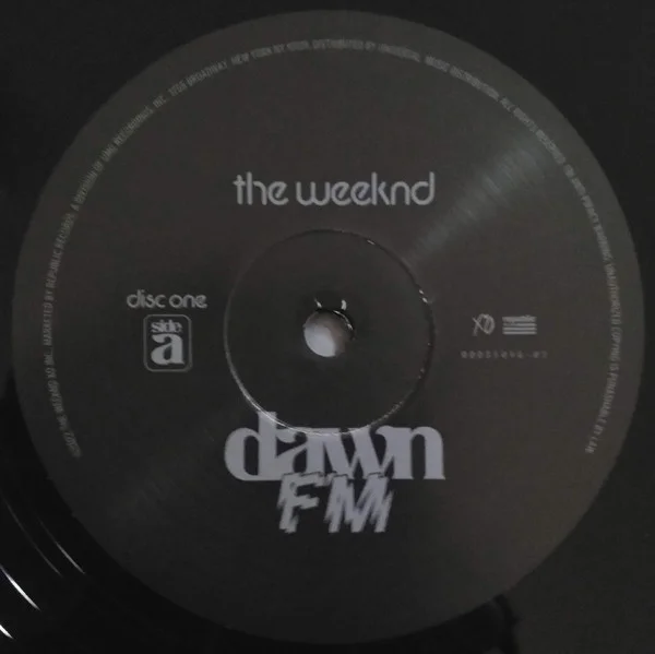 Виниловая пластинка The Weeknd - Dawn FM - 2LP - рис.2