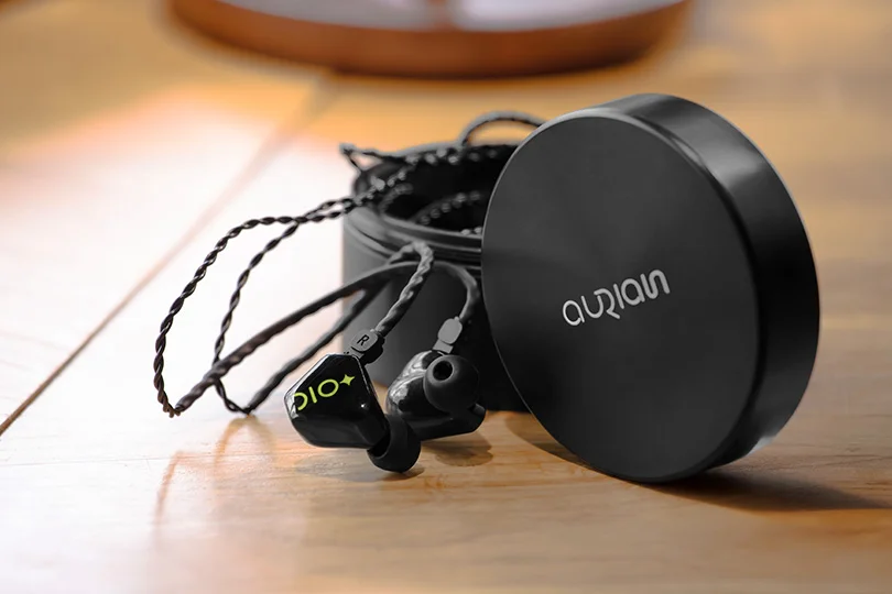 Aurian Acid Universal Limited Edition: редкая лимитка российских гибридных IEM 