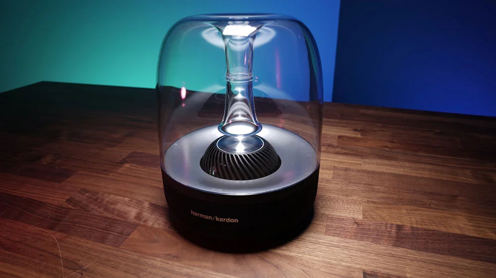 Купить портативную колонку Harman Kardon Aura Studio 2 Black по