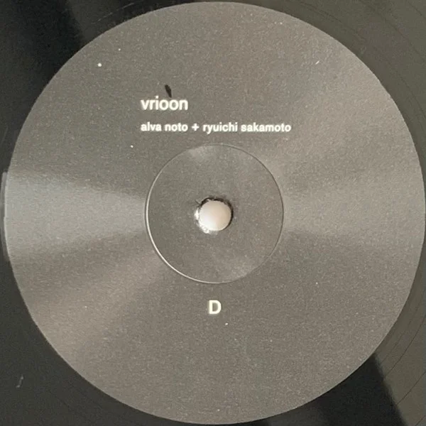 Виниловая пластинка Alva Noto & Ryuichi Sakamoto - Vrioon LP - рис.5