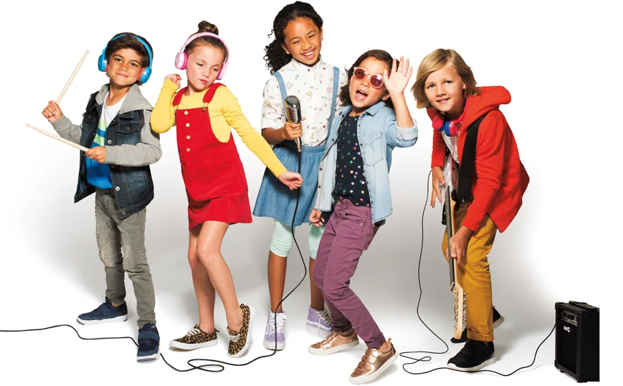 JBL_JR300BT_Feature03-Designed-for-kids.png