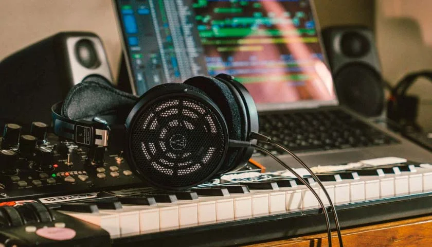 Audio-Technica ATH R30x