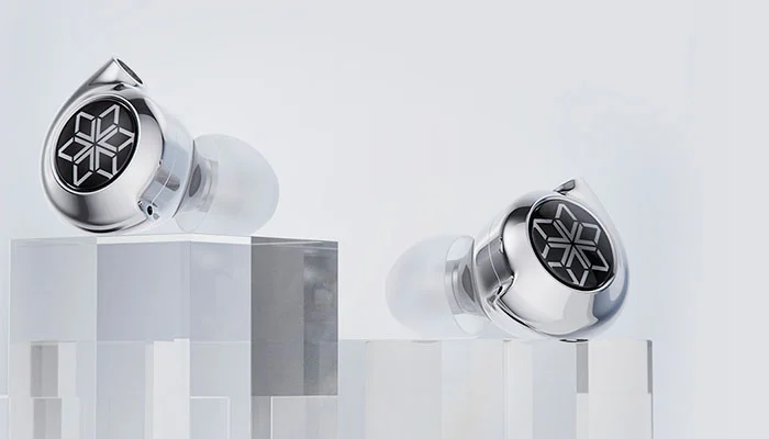 FiiO FD11 — динамические мониторные наушники.