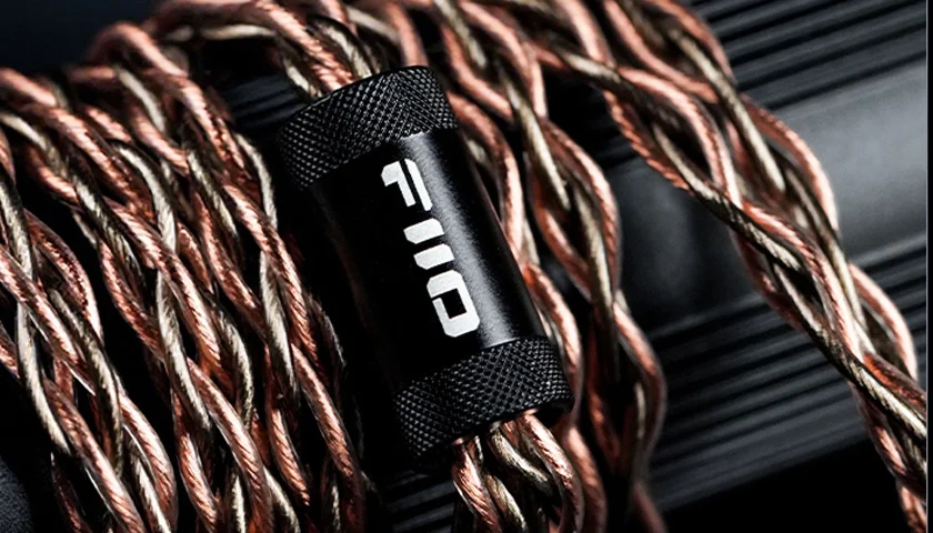 Кабель из монокристаллической меди Furukawa + посеребренная бескислородная медь