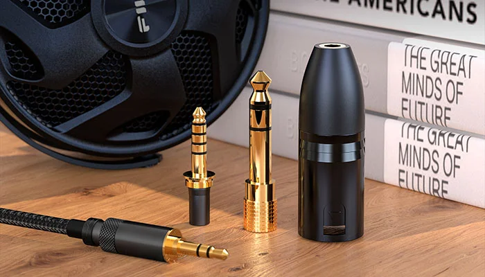 FiiO FT3 — динамические наушники открытого типа.