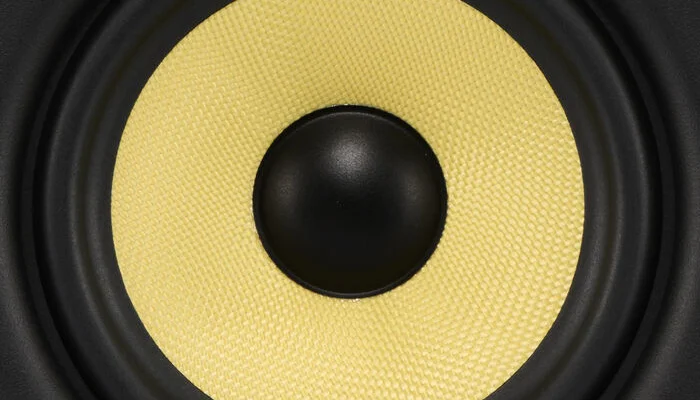 Низкочастотный динамик из кевлара