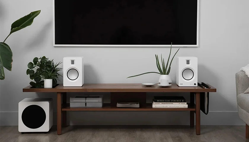 Kanto Sub8 сабвуфер