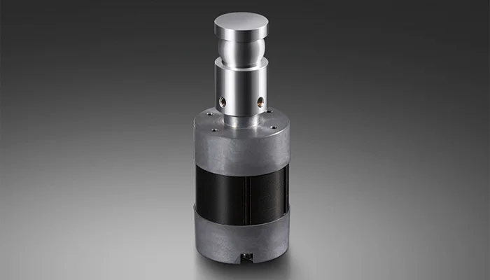 Бесщеточный двигатель постоянного тока и мощный блок питания