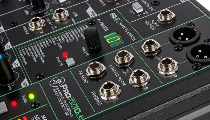 Высокого разрешения GigFX™ движок эффектов