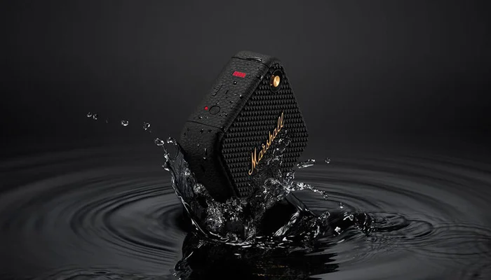 Marshall Willen — водонепроницаемая портативная колонка.