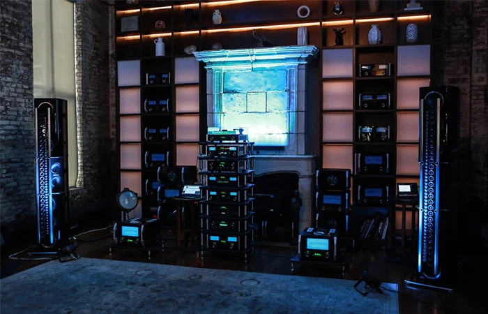 McIntosh XRT2.1K