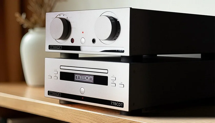 Раздельное питание для двигателя, кварцевого генератора и декодера