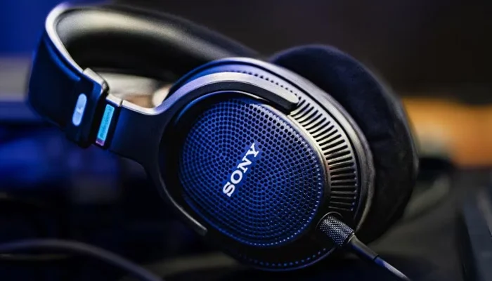 Звук студийного монитора для микширования и мастеринга